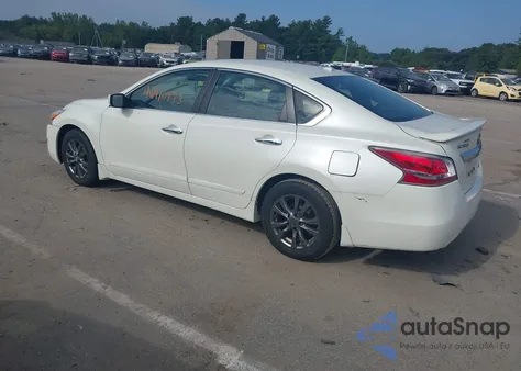 2015 Nissan Altima 2.5 S from USA, damaged, VIN 1N4AL3AP3FC571701